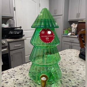 Christmas Tree Plastic Cold Drink Dispenser NWT.